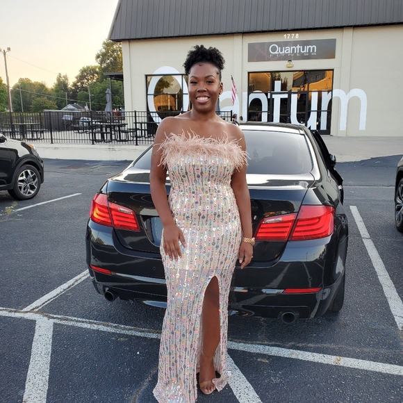 ✨ Welcome to my closet! ✨ - Picture 8 of 10